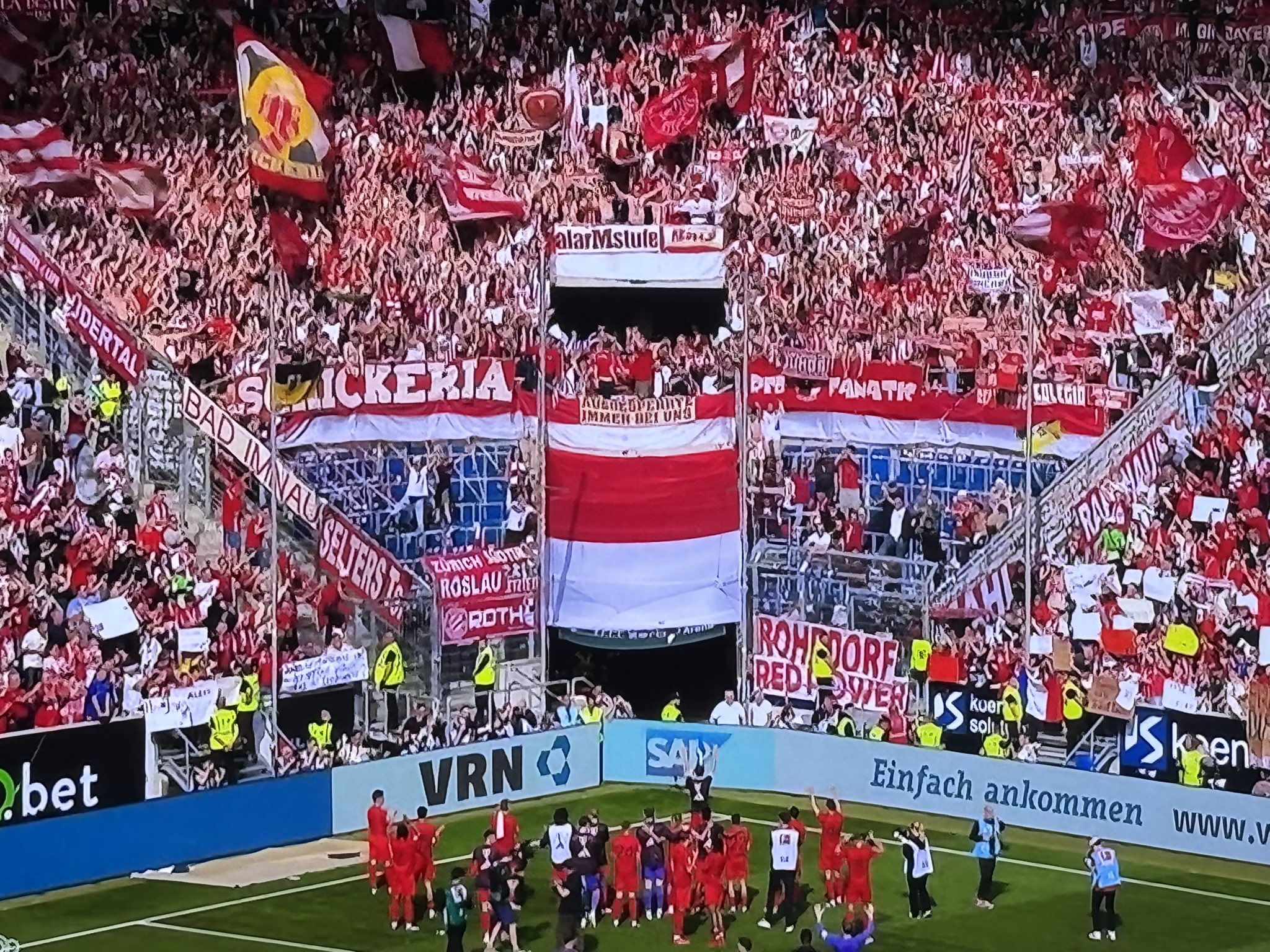 Fankurve im Auswärtsspiel